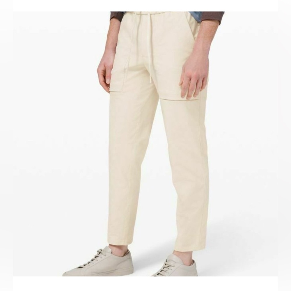 LULULEMON Bowline Pant 30" Utilitech men’s in bone size medium